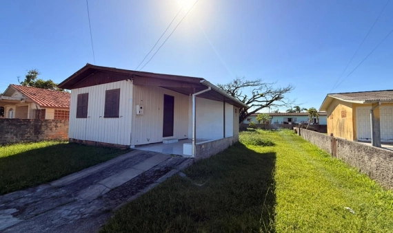 CASA - ZONA VELHA - BALNEÁRIO RINCÃO 