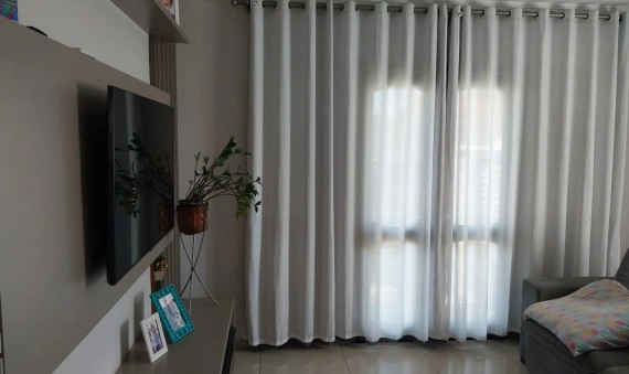 CASA COM EDÍCULA - DEMBOSKI, IÇARA