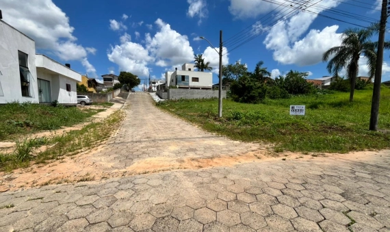TERRENO - LOT. JARDIM JORGE DE LUCA - JARDIM SILVANA - IÇARA