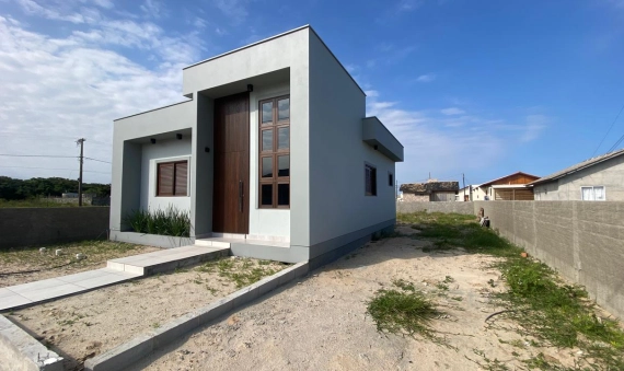 CASA- LOTEAMENTO PARQUE NOVO RINCÃO - BALNEÁRIO RINCÃO