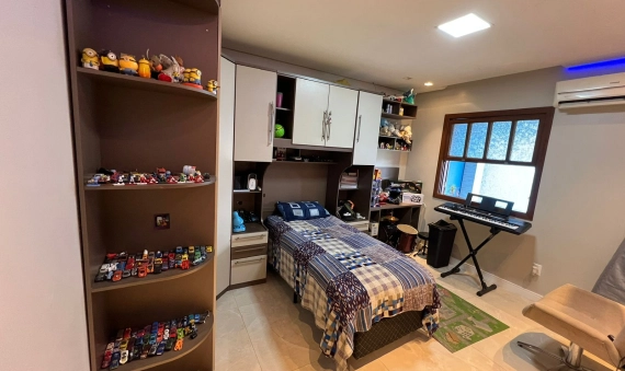 CASA - PINHEIRINHO - CRICIUMA