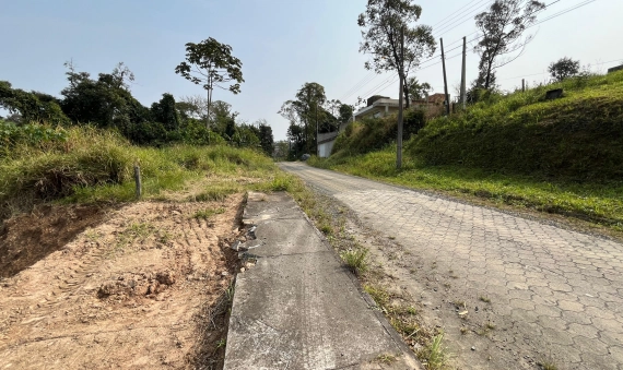 TERRENO - LOT. JARDIM AMABILE, SANTO ANTÔNIO, CRICIÚMA