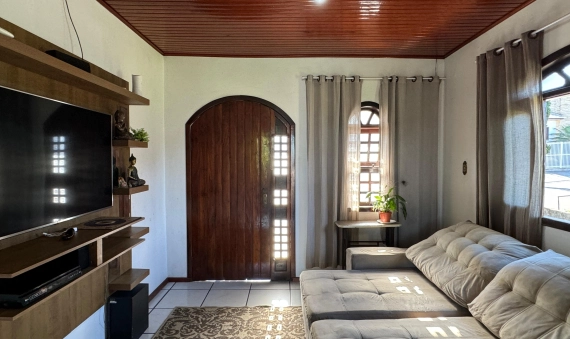 CASA - PRESIDENTE VARGAS, IÇARA