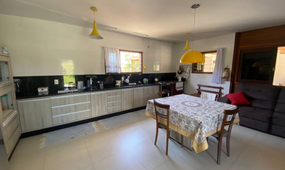 CASA NO SÍTIO - LINHA TRÊS RIBEIRÕES, IÇARA/SC