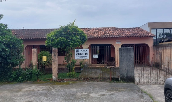 CASA, JARDIM MARISTELA - CRICIÚMA