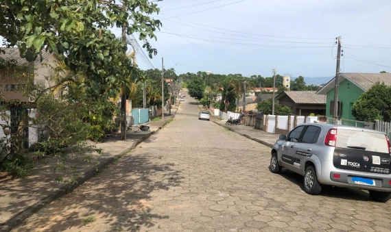 CASA - NO LOTEAMENTO LIMA, LIRI, IÇARA