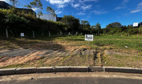 TERRENO - PRIMEIRO DE MAIO - IÇARA