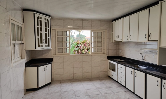 CASA, BAIRRO MARIA CÉU - CRICIÚMA