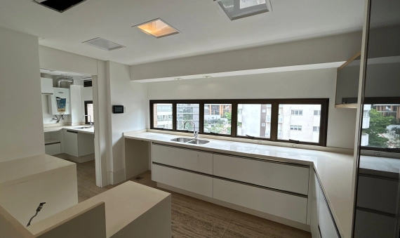 APARTAMENTO, ED. MANSÕES BRITÂNIA - CENTRO, CRICIÚMA