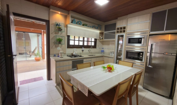 CASA - ZONA SUL - BALNEÁRIO RINCÃO 