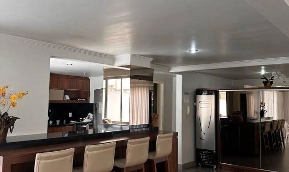 APARTAMENTO NO ED. RESIDENCIAL VICENZA, COMERCIÁRIO, CRICIÚMA