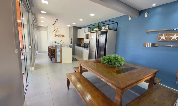 CASA - ZONA SUL - BALNEÁRIO RINCÃO 