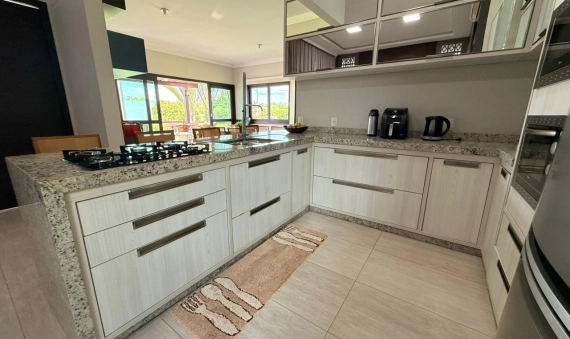 CASA - LAGOA ESTEVES, CONDOMÍNIO VILA SUIÇA, BALNEÁRIO RINCÃO