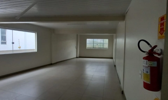 PRÉDIO COMERCIAL - PINHEIRINHO - CRICIÚMA