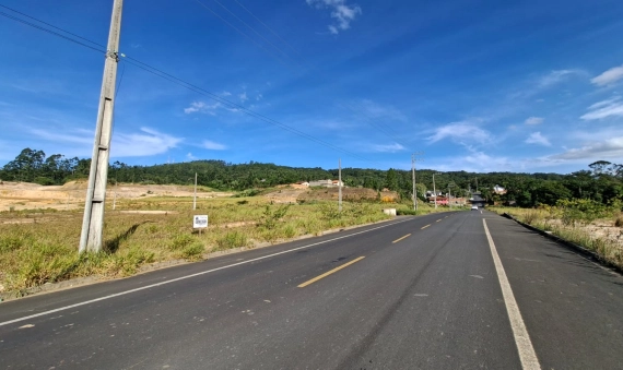 TERRENO - ARQUIMEDES NASPOLINI - CRICIUMA