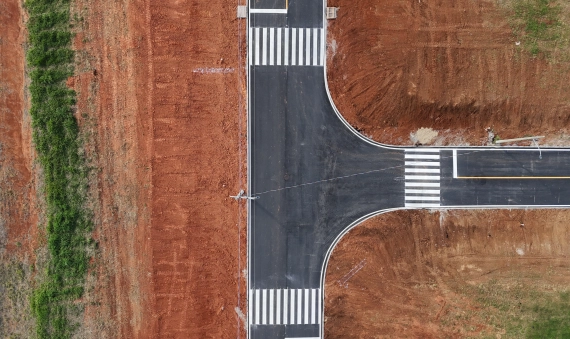 TERRENOS, LOT. VILLA DI SOIS - PRIMEIRA LINHA, CRICIÚMA