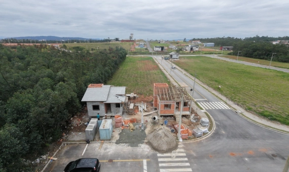 CASA - LOT. DUE SORELLE - CRISTO REI