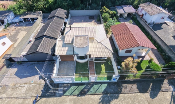 CASA - JARDIM ELIZABETE - IÇARA