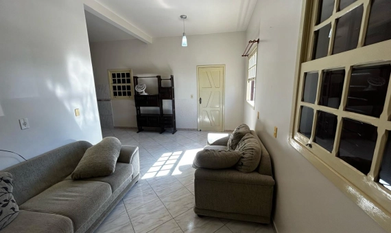 CASA COM EDÍCULA, MOBILIADA, ZONA NORTE-BALNEÁRIO RINCÃO