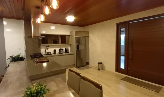 PRÉDIO COMERCIAL - PINHEIRINHO - CRICIÚMA