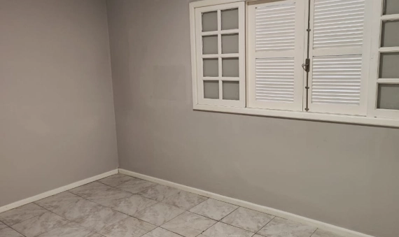 CASA, BAIRRO MARIA CÉU - CRICIÚMA