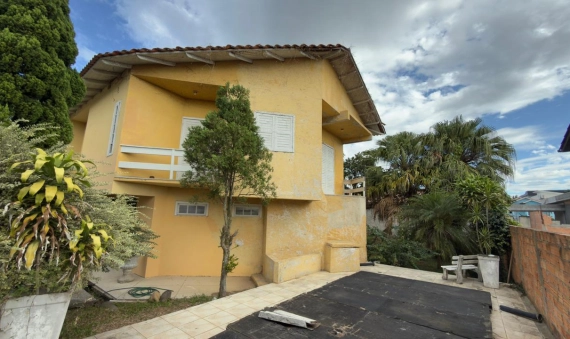 CASA - JARDIM ELIZABETE - IÇARA