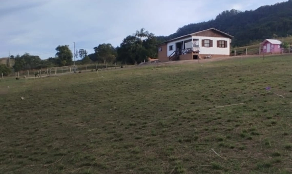 SÍTIO, BAIRRO SÃO DOMINGOS - CRICIÚMA