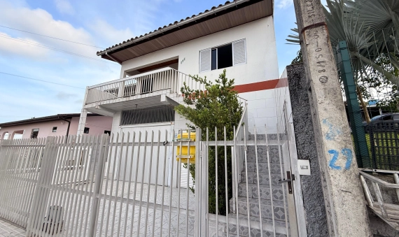 CASA PARA LOCAÇÃO ANUAL - SÃO SIMÃO, CRICIUMA