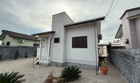 CASA - QUARTA LINHA - CRICIÚMA