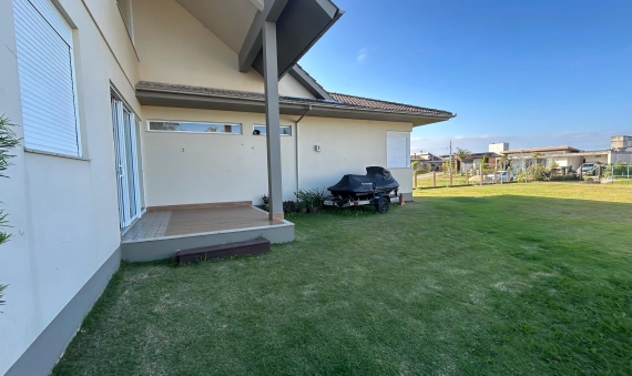 CASA - CONDOMÍNIO VILA SUIÇA - BALNEARIO RINCÃO