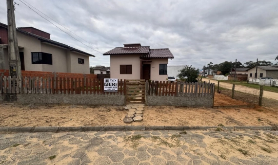CASA - LAGOA DOS FREITAS - BALNEÁRIO RINCÃO