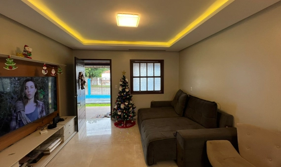 CASA - PINHEIRINHO - CRICIUMA