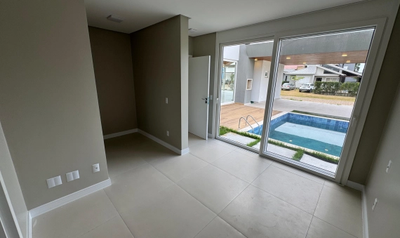 CASA ALTO PADRÃO, COND. VILLA SUÍÇA - LAGOA DOS ESTEVES, BALNEÁRIO RINCÃO