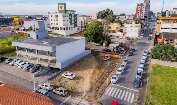 TERRENO- CENTRO-IÇARA