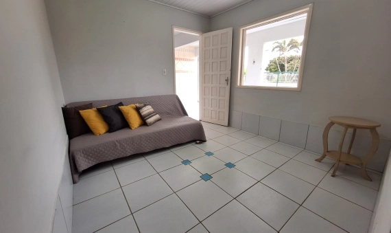 CASA PARA LOCAÇÃO - CENTRO - BALNEÁRIO RINCÃO