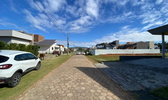 CASA ALTO PADRÃO, COND. VILLA SUÍÇA - LAGOA DOS ESTEVES, BALNEÁRIO RINCÃO