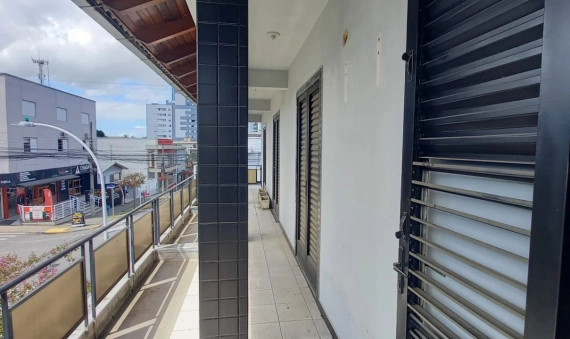 SALAS COMERCIAIS - CENTRO - IÇARA