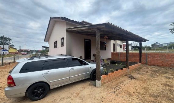 CASA - LAGOA DOS FREITAS - BALNEÁRIO RINCÃO