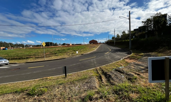 TERRENO - PRIMEIRO DE MAIO - IÇARA