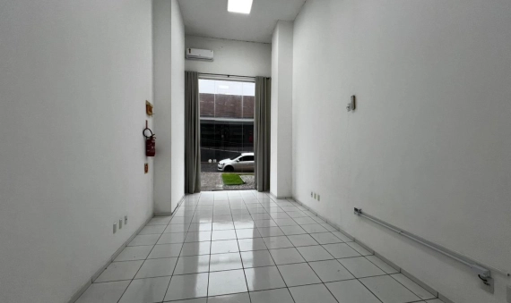 SALA COMERCIAL - ED. DOLÁRIO D. SANTOS - CENTRO - CRICIUMA