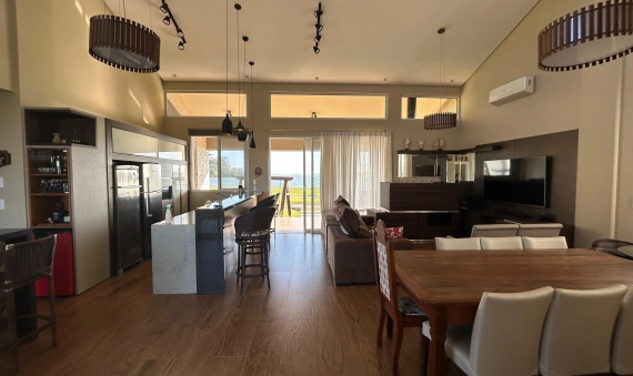 CASA - CONDOMÍNIO VILA SUIÇA - BALNEARIO RINCÃO