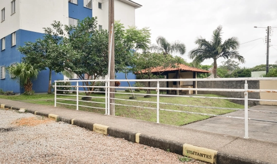 APARTAMENTO - RES. AMANDA COSTA - RAICHASKI - IÇARA