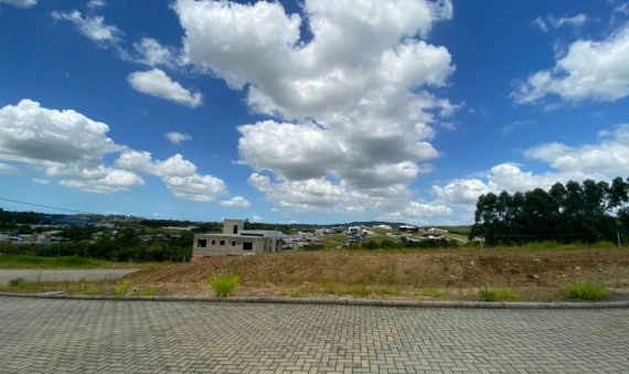 TERRENO - COND. MONTEBELLO - COCAL DO SUL 