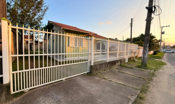 CASA - PEDREIRAS, BALNEÁRIO RINCÃO