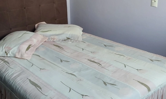 CASA COM EDÍCULA - DEMBOSKI, IÇARA