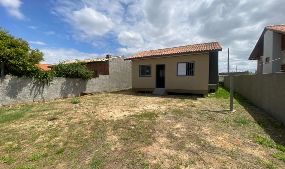 CASA - LOT. CONSÓRCIO ECONOMICO CRICÍUMENSE - BALNEARIO RINCÃO