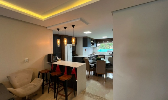 CASA - PINHEIRINHO - CRICIUMA