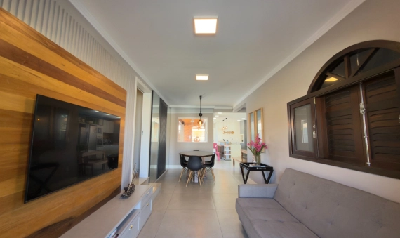 CASA - ZONA SUL - BALNEÁRIO RINCÃO 