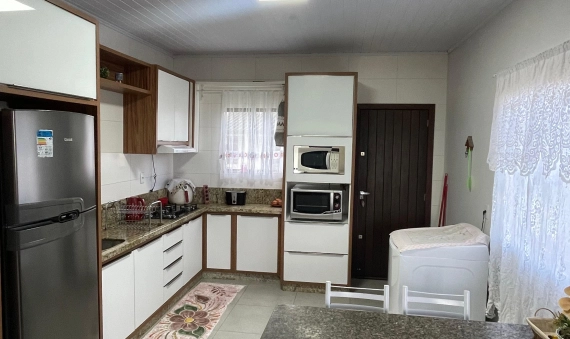 CASA - LAGOA DOS FREITAS - BALNEÁRIO RINCÃO 