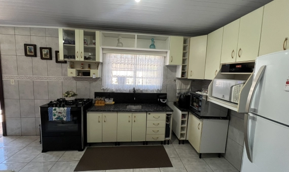 CASA - CENTRO - IÇARA